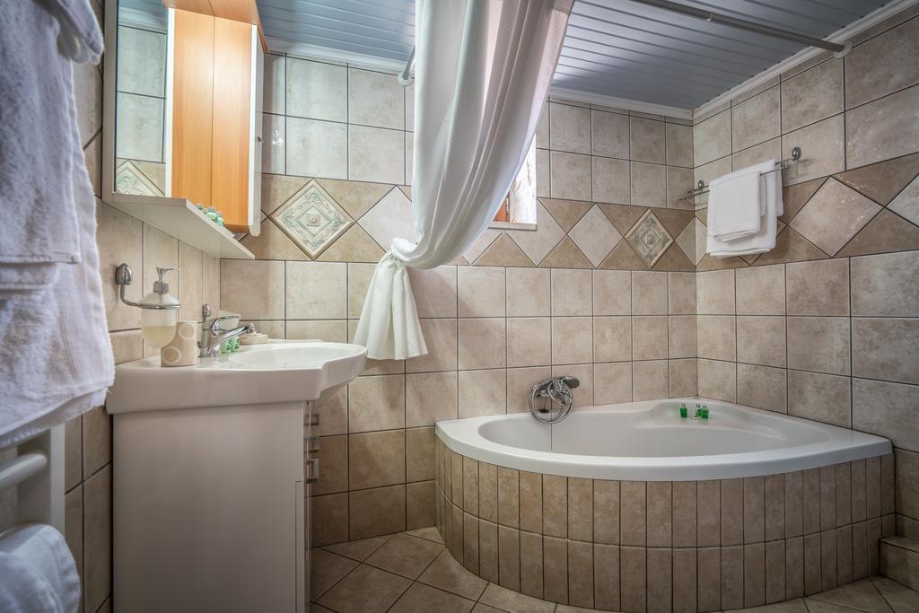 Villa Tramonto With Private Heated Pool, By Zantewize Волиме Экстерьер фото